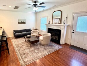 213 Thalia Rd in Virginia Beach, VA - Building Photo - Building Photo