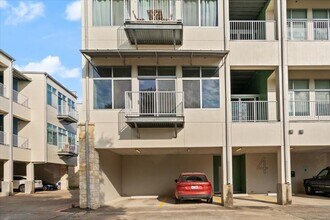 2401 E 6th St in Austin, TX - Building Photo - Building Photo