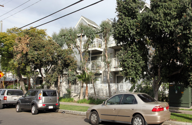 Walnut Pacifica in Long Beach, CA - Foto de edificio - Building Photo