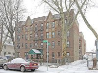 14425 33rd Ave in Flushing, NY - Foto de edificio - Building Photo