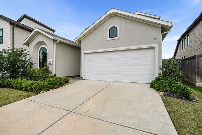 property at 18742 Ebony Grove Trl