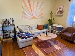 60 Pleasant St in Cambridge, MA - Building Photo - Building Photo