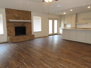 18015 Adele Ln in Whitehouse, TX - Building Photo - Building Photo