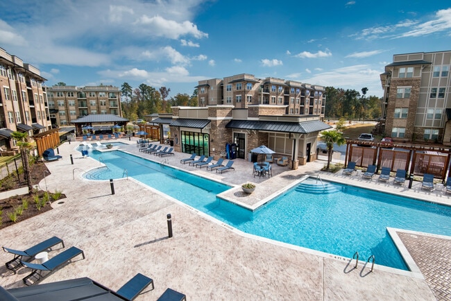 Residence at Riverwatch in Augusta, GA - Foto de edificio - Building Photo