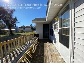 1512 Lucille Pl in Port Royal, SC - Building Photo - Building Photo