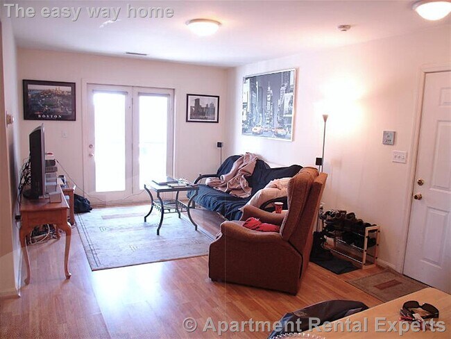 11 Kent Ct in Somerville, MA - Building Photo - Building Photo