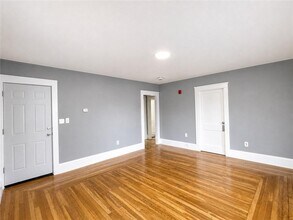 1003 Atwells Ave in Providence, RI - Building Photo - Building Photo