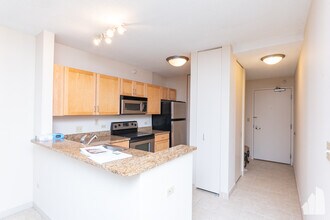 222 N Columbus Dr, Unit 2906 in Chicago, IL - Foto de edificio - Building Photo