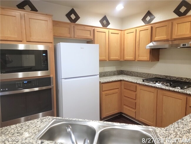 property at 63 E Agate Ave