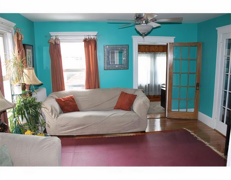 50 Curtis Ave, Unit 1 in Somerville, MA - Building Photo