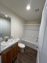 2105 13th St in Baker City, OR - Foto de edificio - Building Photo