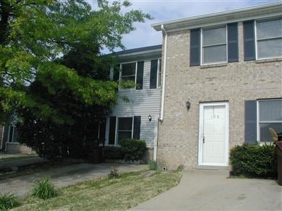 102-112 Heritage Dr in Nicholasville, KY - Building Photo