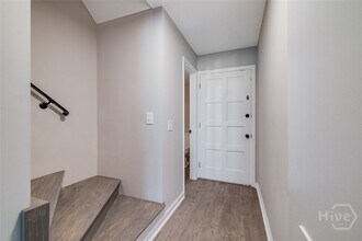 49 Knollwood Cir in Savannah, GA - Foto de edificio - Building Photo