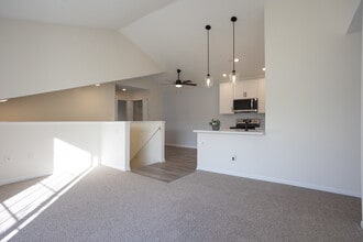 Harbour Ridge Apartments in Traverse City, MI - Foto de edificio - Interior Photo