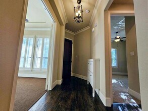 7047 Comal Dr in Irving, TX - Building Photo - Building Photo