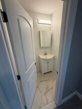 31 Middle St in Newton, MA - Building Photo - Building Photo