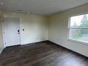341 Stelton Rd in Xenia, OH - Building Photo - Building Photo