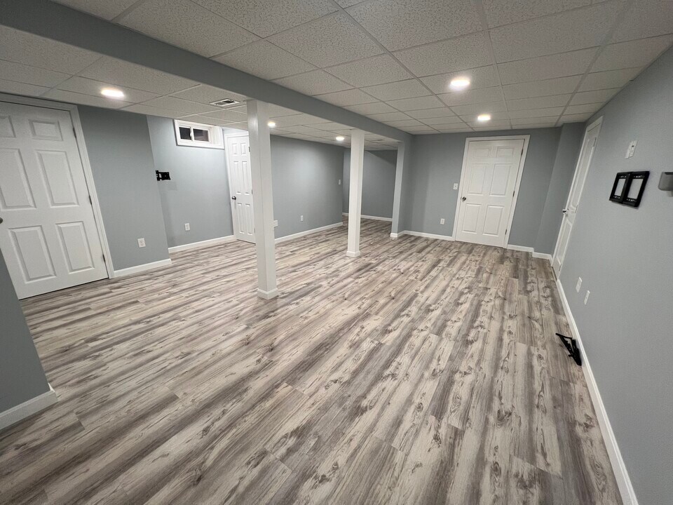 6 Paper Birch Path in Worcester, MA - Building Photo
