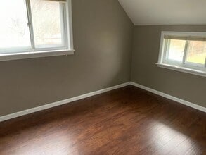 29 North Ave, Unit 29 North Ave in Geneva, OH - Building Photo - Building Photo