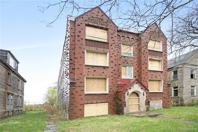 1594 Cadillac Blvd in Detroit, MI - Building Photo - Building Photo