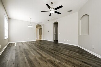 12611 Geneva Glade Dr in Riverview, FL - Building Photo - Building Photo