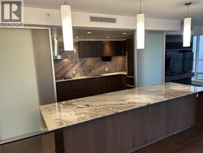 1011 W Cordova St in Vancouver, BC - Building Photo - Building Photo