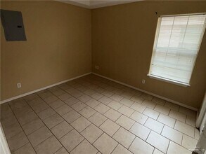 7 Coyote St in Pharr, TX - Building Photo - Building Photo