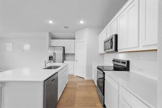 350 Arcane St in Greenville, TX - Building Photo - Building Photo