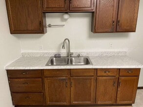 1621 Willis Ave in Perry, IA - Building Photo - Building Photo