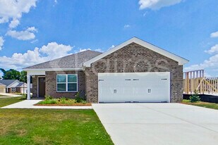 101 Denise Dr in Prattville, AL - Building Photo