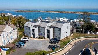 2 Navesink Ave, Unit C-2 in Highlands, NJ - Building Photo