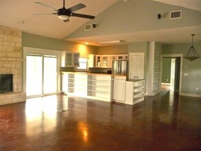 2900 Mt Sharp Rd in Wimberley, TX - Building Photo - Building Photo