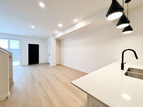 9326-9153 153 St NW in Edmonton, AB - Building Photo - Building Photo