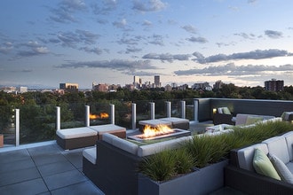 The View at Wash Park in Denver, CO - Foto de edificio - Building Photo