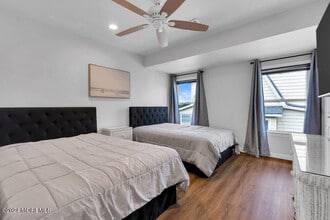 27 Arnold Ave in Point Pleasant Beach, NJ - Building Photo - Building Photo