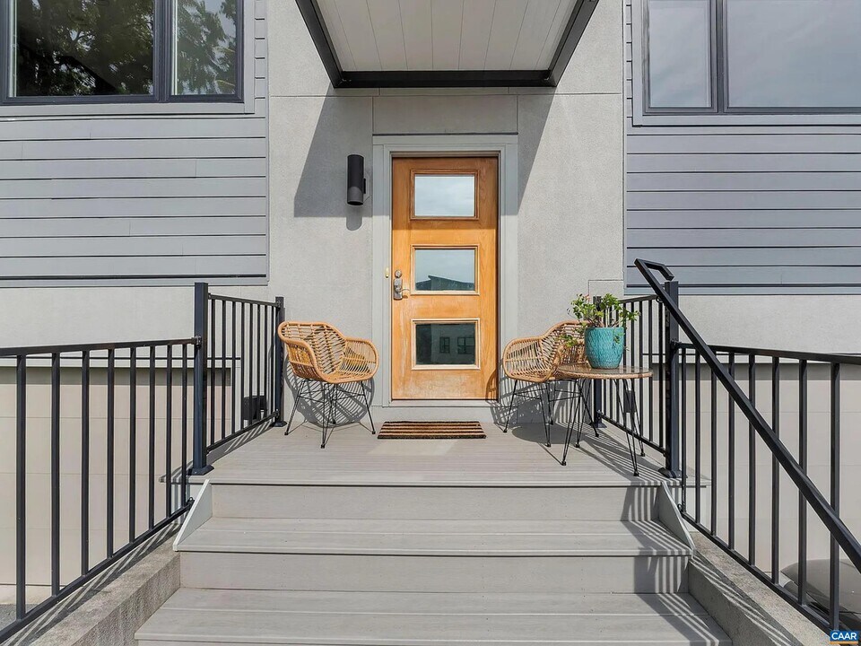 121 Penick Ct in Charlottesville, VA - Building Photo