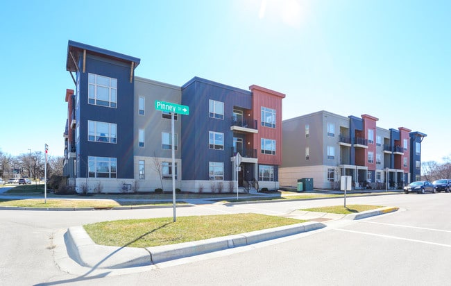 Pinney Lane Apartments in Madison, WI - Building Photo - Building Photo