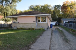 1588 Case Ave in St. Paul, MN - Building Photo