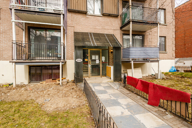 4145 Plamondon Av in Montréal, QC - Building Photo - Building Photo