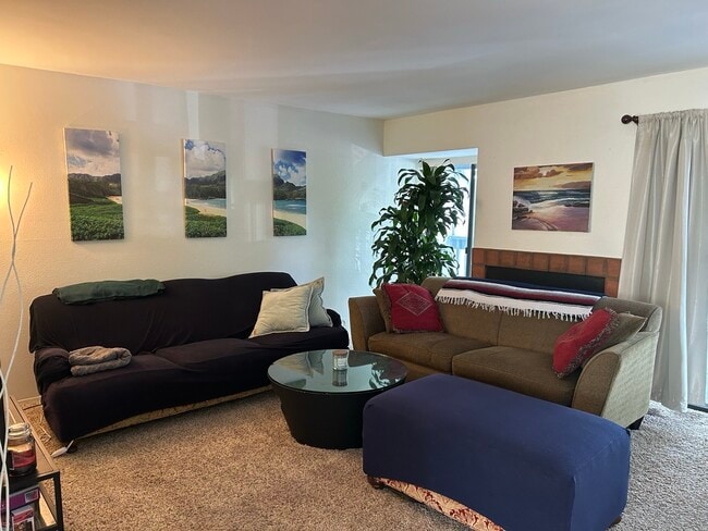 8184 Caminito Sonoma in La Jolla, CA - Building Photo - Building Photo