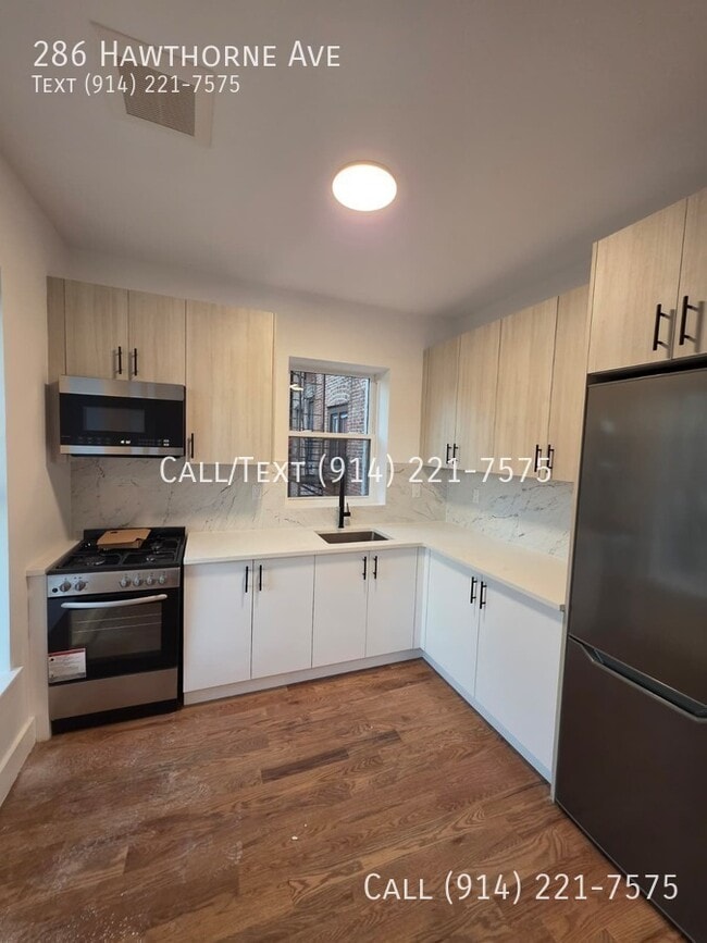property at 286 Hawthorne Ave
