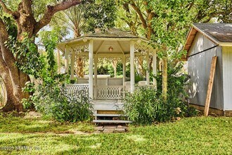 819 4th Ave N in Jacksonville Beach, FL - Building Photo - Building Photo