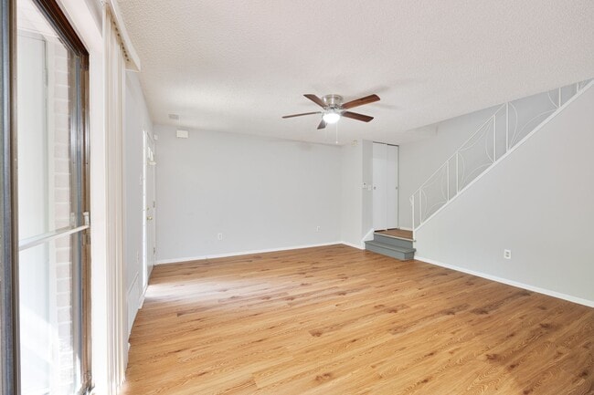 3333 Comly Rd in Philadelphia, PA - Building Photo - Building Photo