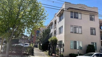 2030 Dwight Way in Berkeley, CA - Building Photo