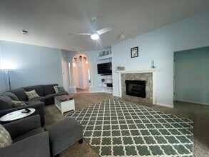 1902 Mistral Ln E in Fort Walton Beach, FL - Building Photo - Building Photo