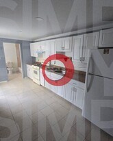 1558 Perkiomen Ave in Reading, PA - Building Photo