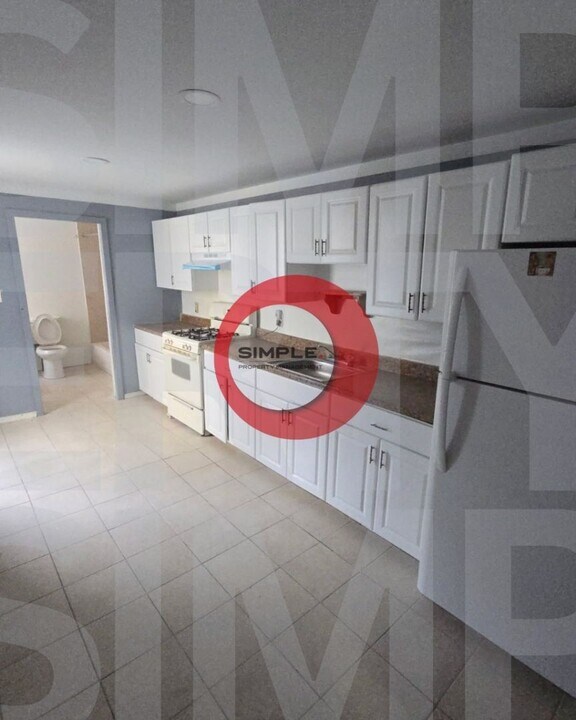 1558 Perkiomen Ave in Reading, PA - Building Photo