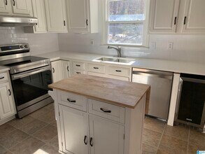 1624 Lakewood Dr in Vestavia Hills, AL - Building Photo - Building Photo