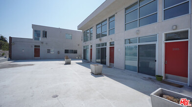 922 W 23rd St in Los Angeles, CA - Building Photo - Building Photo