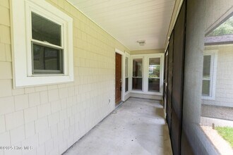 110 Deerfield Rd in Jacksonville, NC - Building Photo - Building Photo